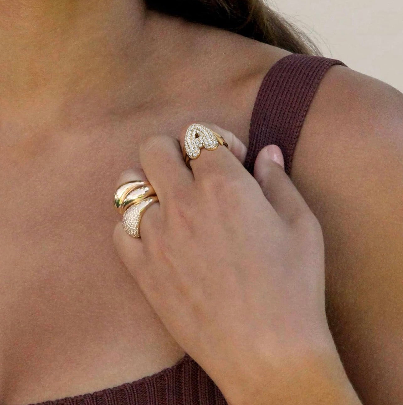 The Signature Bubble Initial Ring