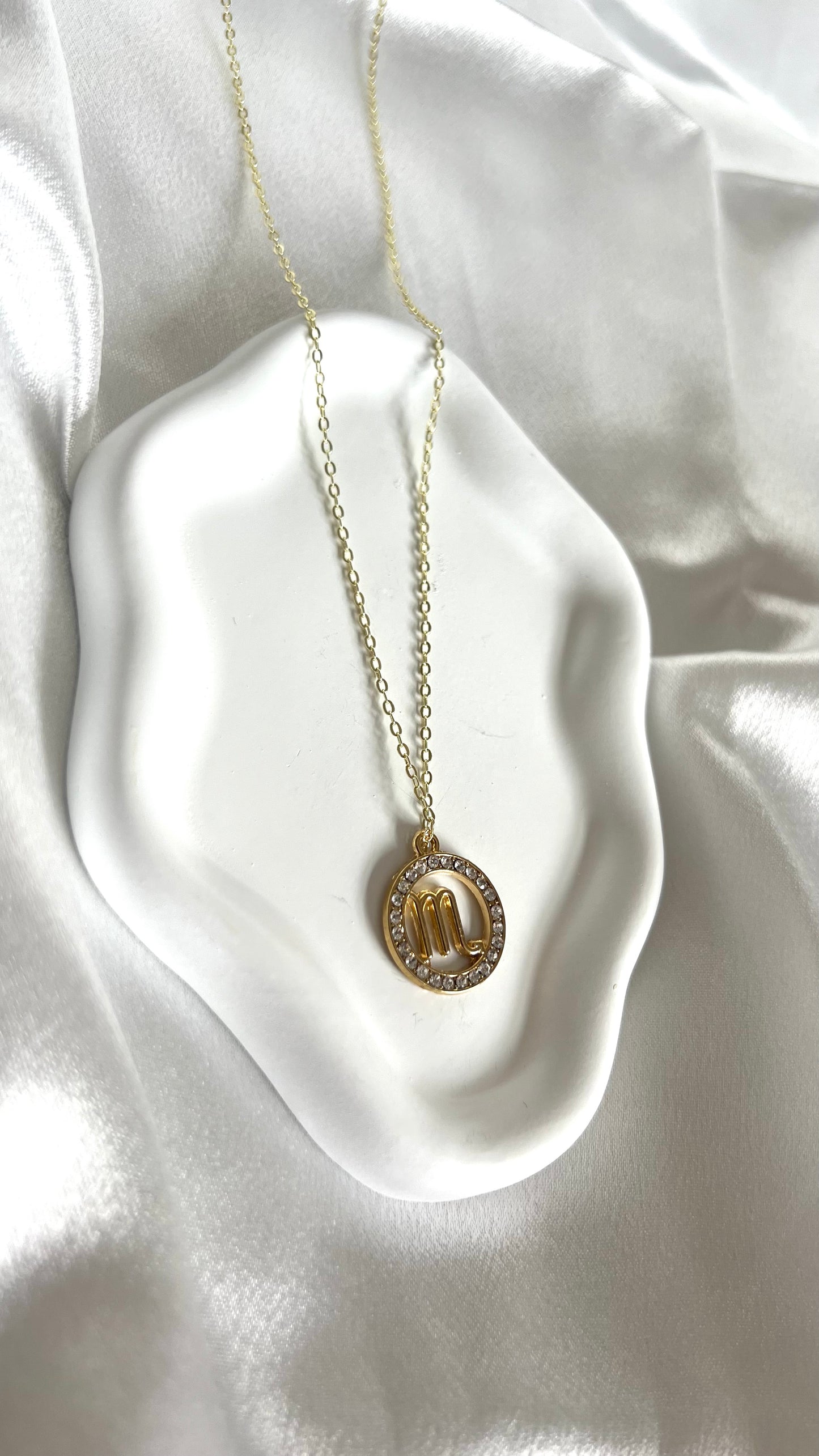 SIGNS by ARELA - Zodiac necklaces